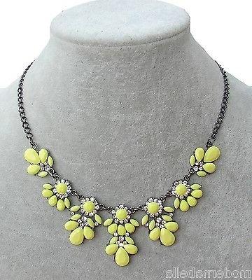 super sexi collana girocollo con cristalli ciondolo