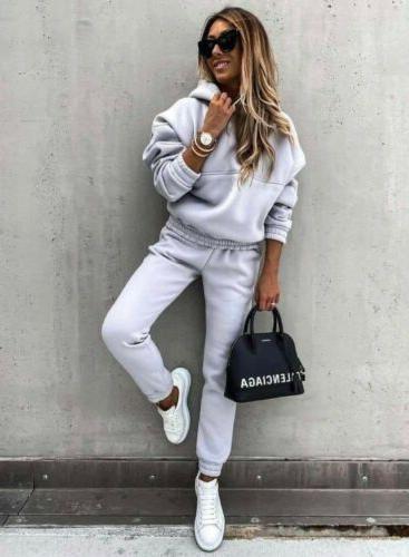 tuta donna con cappuccio